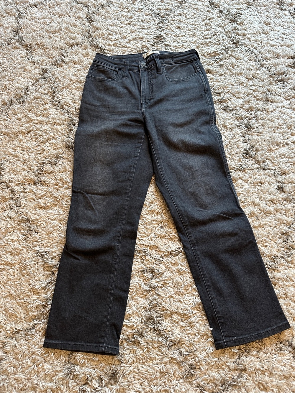 Madewell Curvy High-Rise Slim Straight Jeans